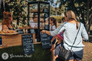  Kavárna a bistro Až na půdu 