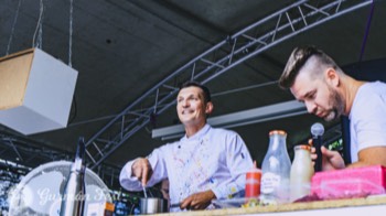 Tomáš Kubíček molekulární gastronom a jeho vystoupení na Gurmánském festivalu v Sušici 